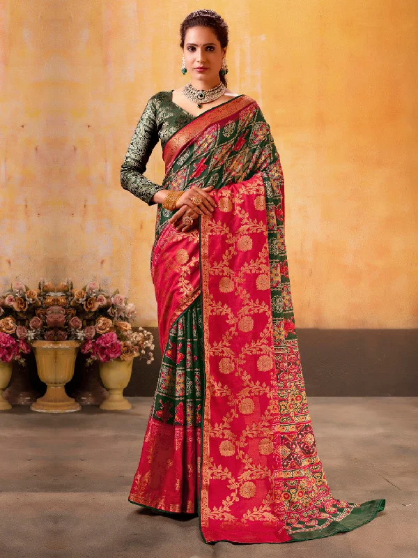 Women's Cotton Blend Green Woven Design Designer Saree With Blouse Piece Double Button Blouse Women's Cotton Blend Green Woven Design Designer Saree With Blouse Piece Double Button Blouse