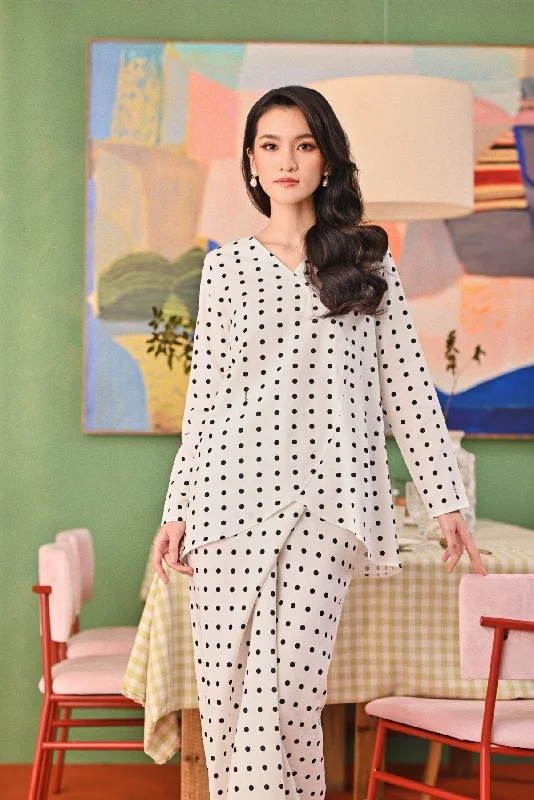 The Capai Women Caya Blouse - Vida Soft Satin Blouse