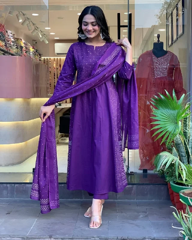 Pure Cotton60-60 super dyeing kurta with silver print with beautiful emb siq neck yoke & cotton pant with silver print full malmal dupatta. Comfy High-Waist Jeans Pure Cotton60-60 super dyeing kurta with silver print with beautiful emb siq neck yoke & cotton pant with silver print full malmal dupatta. Comfy High-Waist Jeans