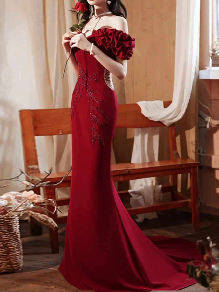 Wine red trailing