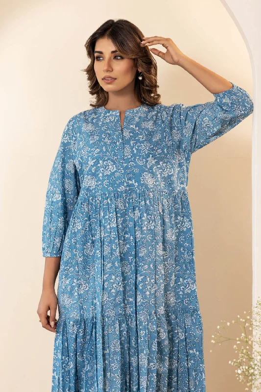 Aasmani Tiered Dress sweetheart Neckline Romantic