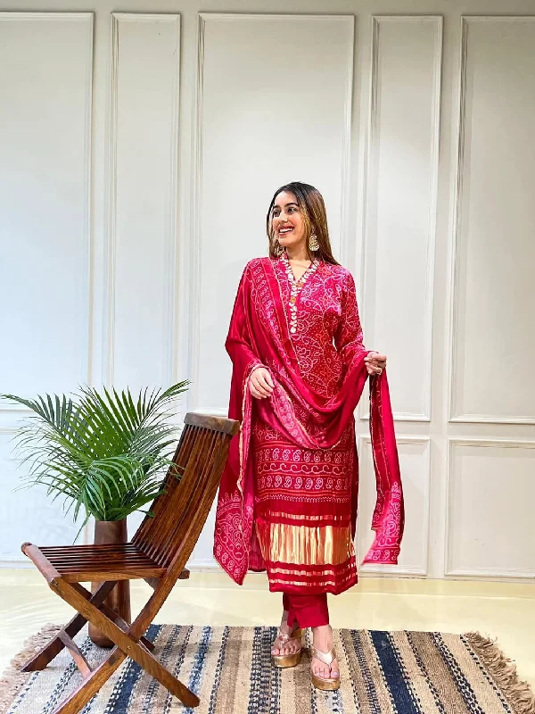 💃🏻Presenting Beautiful Heavy quality Chinon Silk Fabric designer festive wear kurti pant and duppta with Embroidery, Comfy Athletic Pants 💃🏻Presenting Beautiful Heavy quality Chinon Silk Fabric designer festive wear kurti pant and duppta with Embroidery, Comfy Athletic Pants