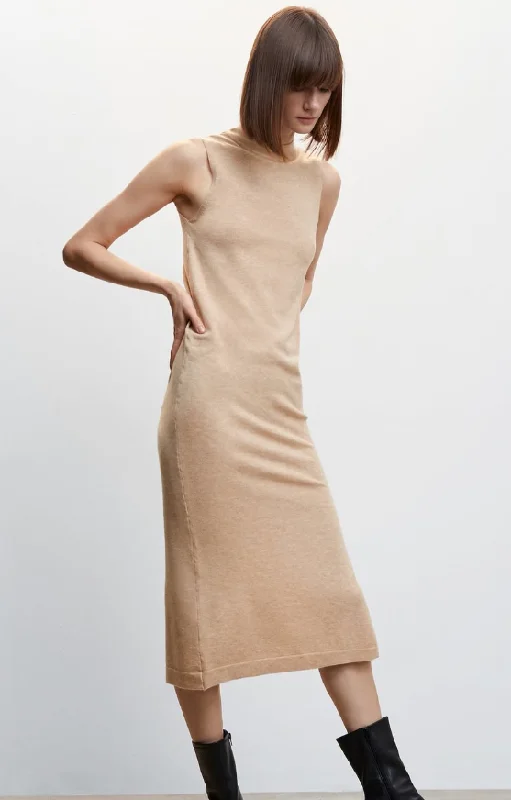 Mango -Side slit knit dress Boat Neckline Classic