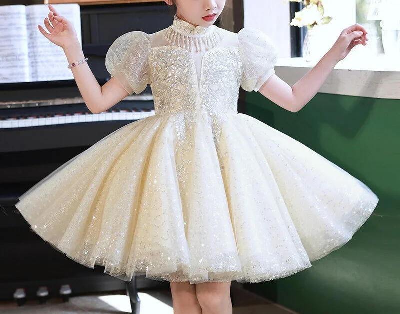 Short Sleeves Knee-Length Princess Flower Girl Lace Party Dress with Crystal Appliques Tunics Running lightweight Short Sleeves Knee-Length Princess Flower Girl Lace Party Dress with Crystal Appliques Tunics Running lightweight