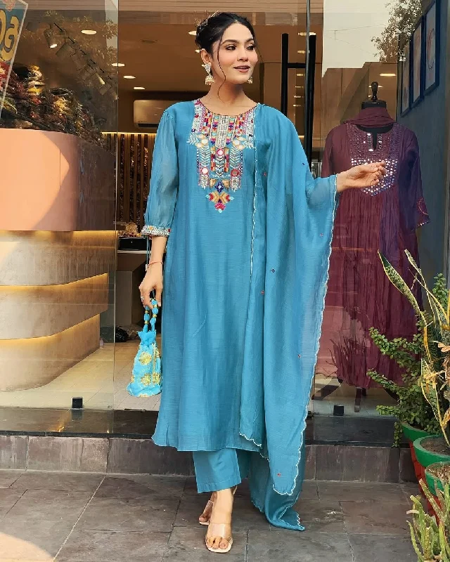 Best heavy Bangalore dup Chanderi fabric kurti with pant and latkan Dupatta Casual Wide Pants Best heavy Bangalore dup Chanderi fabric kurti with pant and latkan Dupatta Casual Wide Pants