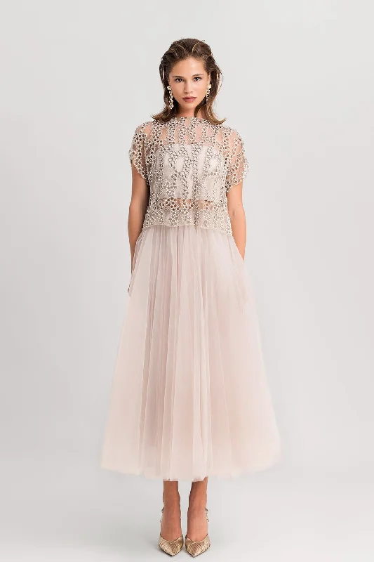 Embroidered top paired with tulle skirt chiffon skirt flowing