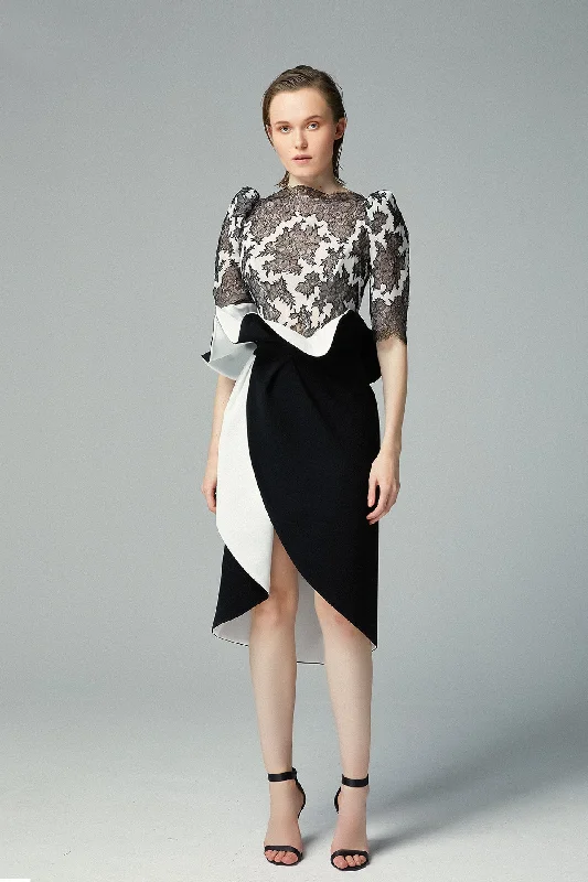 Laced top with asymmetric short skirt breathable skirt fabric