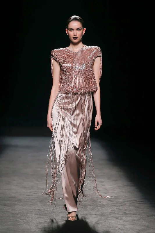 Chain motif top with silk skirt a-line skirt cut