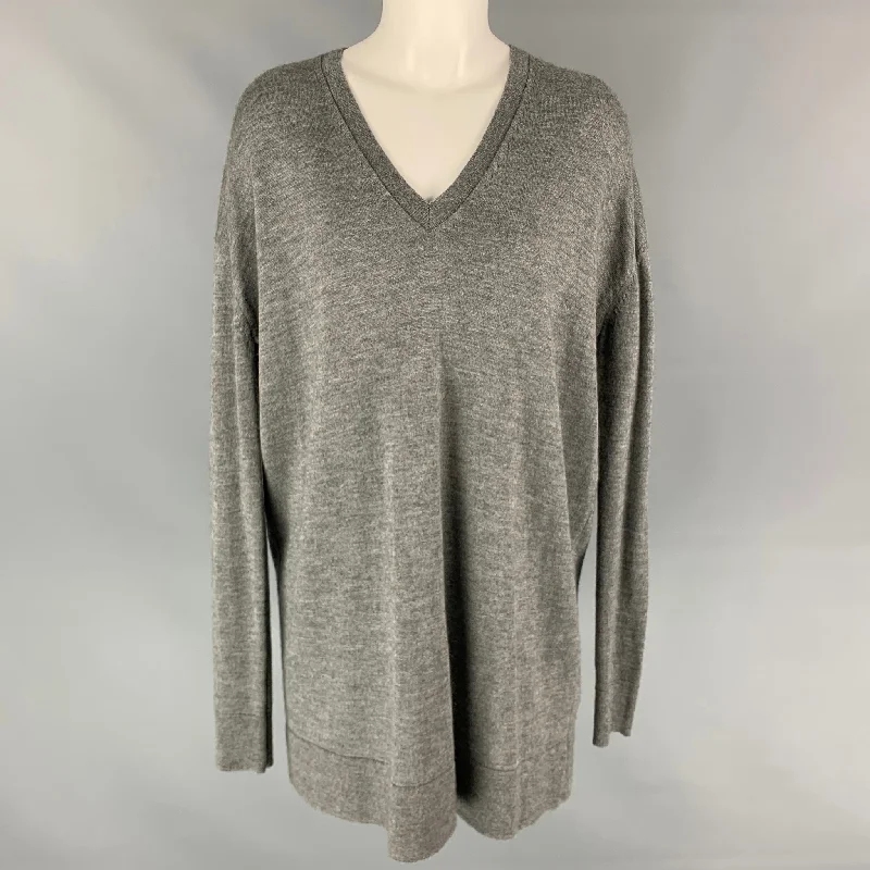 THE ROW Size XS Grey Cashmere / Silk Heather Oversized Sweater Fleece Fabric Down Fabric Feather Fabric THE ROW Size XS Grey Cashmere / Silk Heather Oversized Sweater Fleece Fabric Down Fabric Feather Fabric