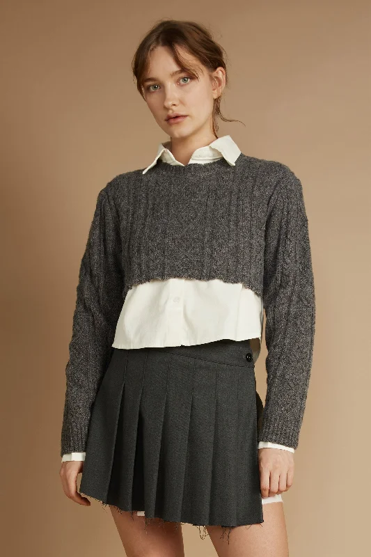 CROPPED CABLE KNIT SWEATER Lightweight Heavyweight Midweight