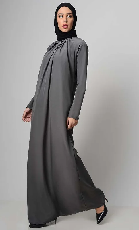 Raglan Style Neck Pleated Abaya