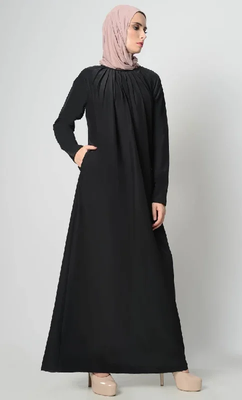 Raglan Style Neck Pleats Abaya