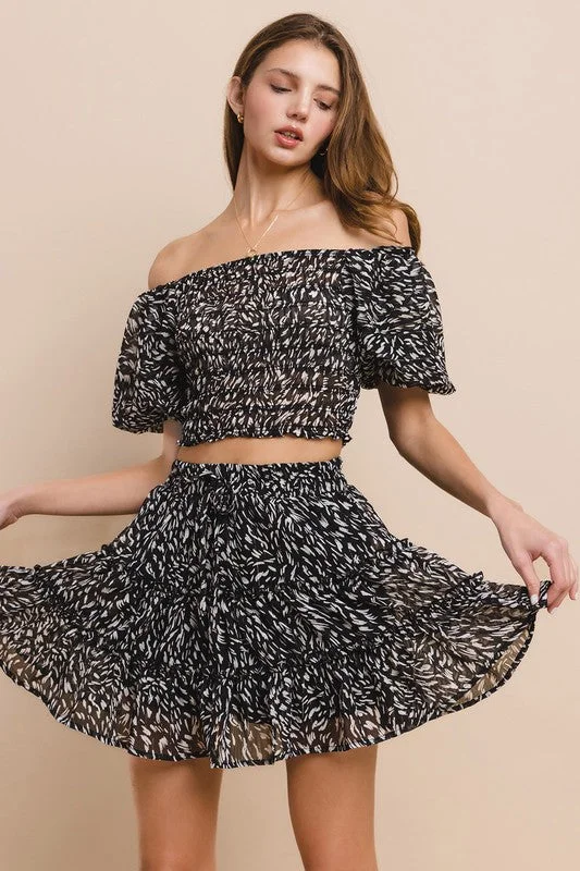 Black Print Off Shoulder Top & Skirt SET(976)