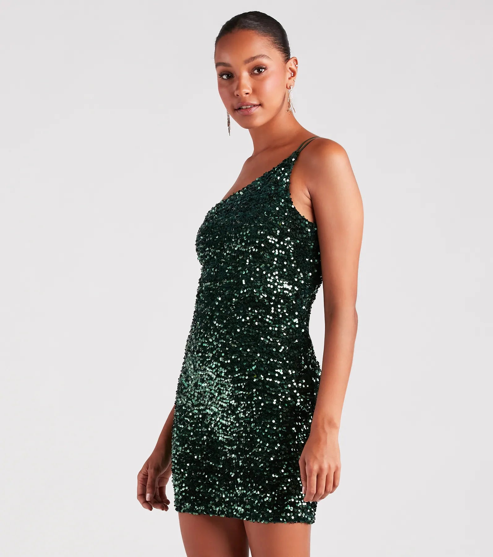 Luxe Shine Sequin Velvet Bodycon Mini Dress Stylish Spaghetti Strap Mini Dress